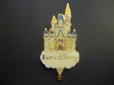 Disneyland Parijs Eurodisney kasteel luchtballon